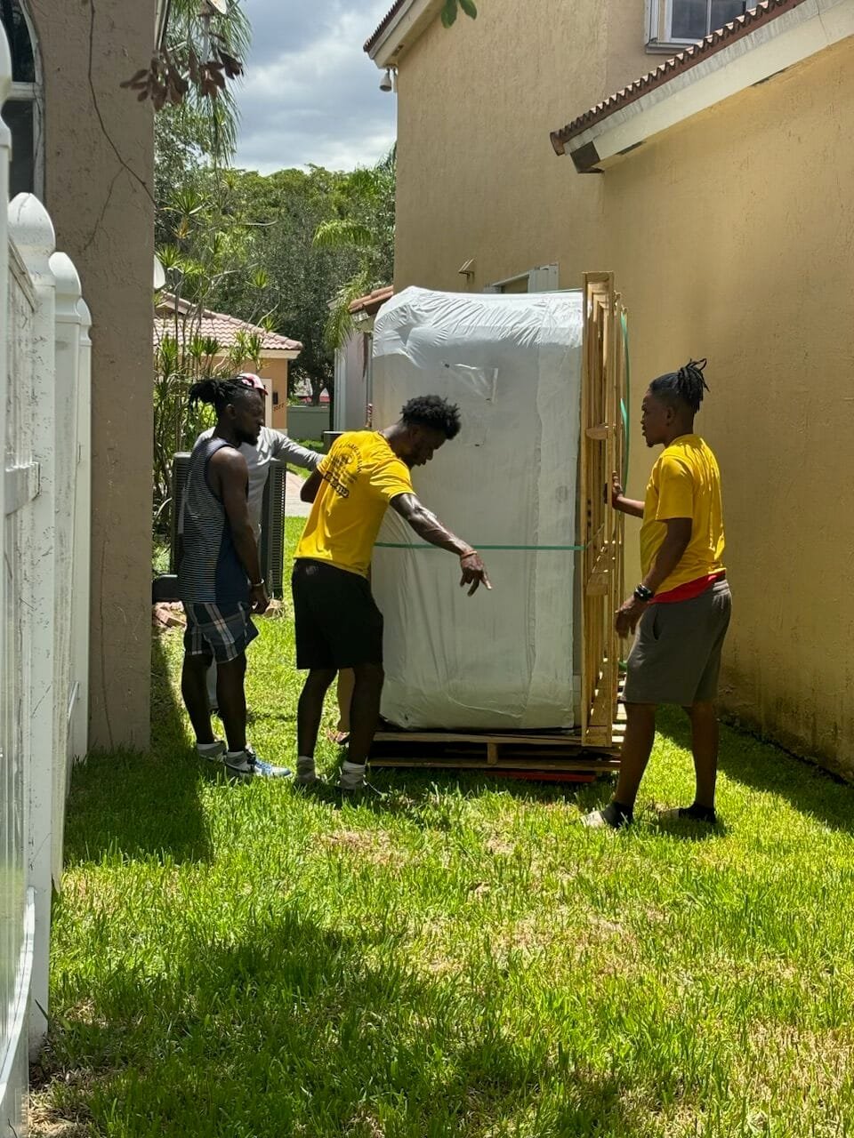 Long-distance movers Nashville TN JM Moving team preparing belongings for a long-distance move from Nashville
