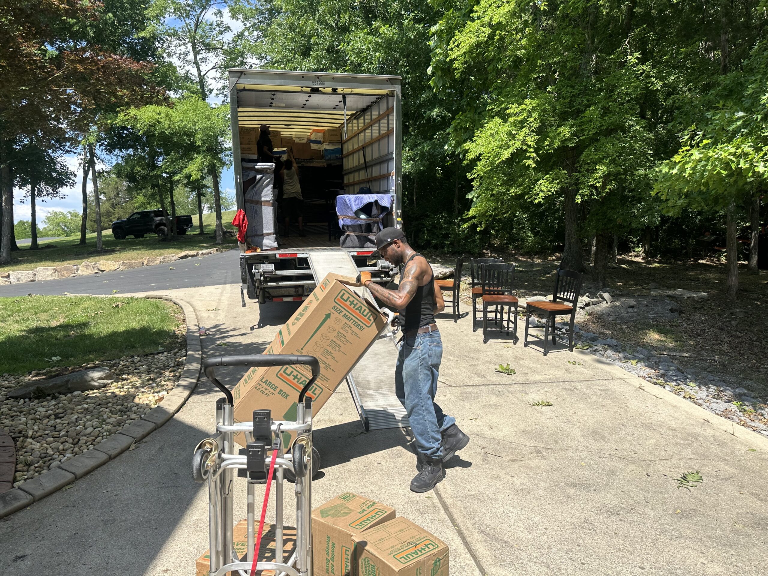 JM Moving Nashville process photo two First-party JM Moving image for Nashville inventory and service review