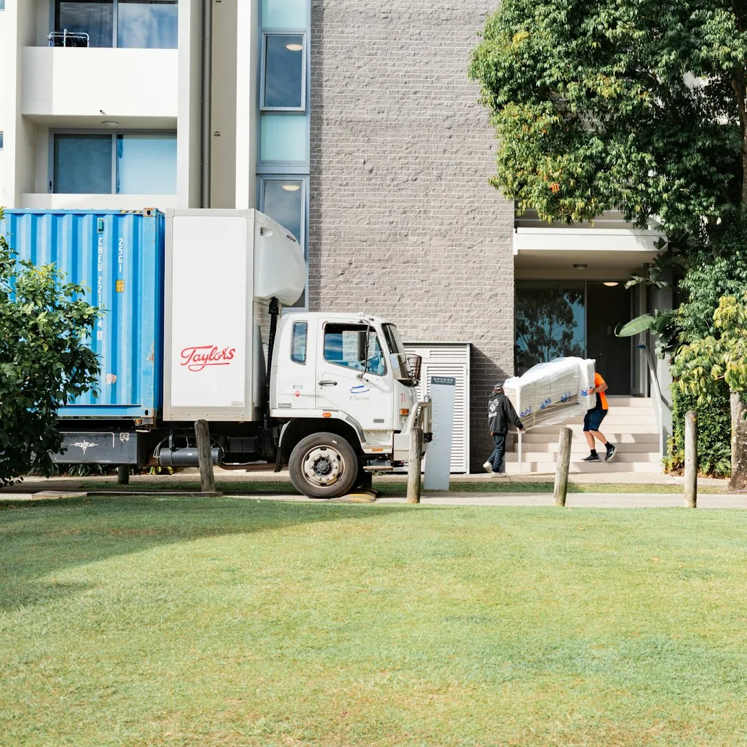 Military relocation movers Nashville professional furniture loading