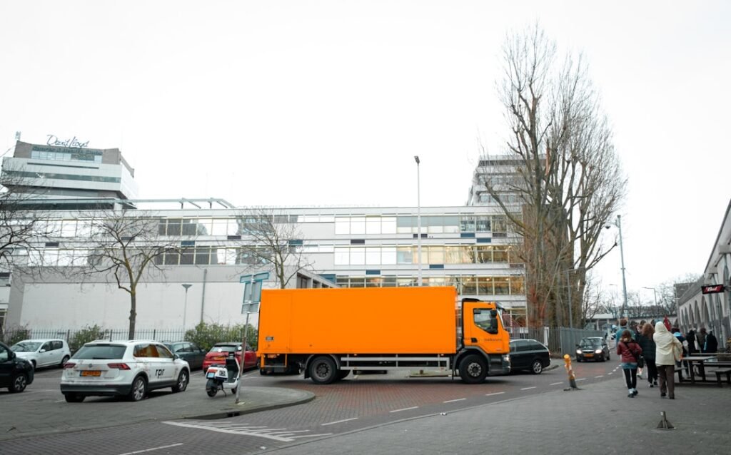 Nashville Packers and Movers moving truck